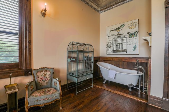 119 N Main Street, Jacksboro, TX 76458