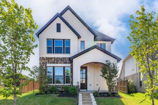 905 Carnation Drive, Crowley, TX 76036