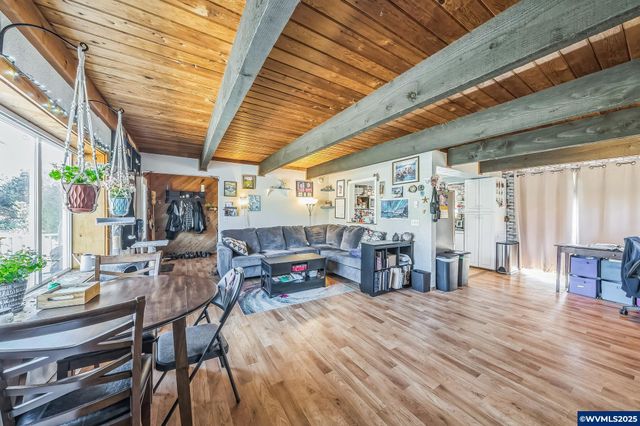 1214 NW Parker Av, Waldport, OR 97394