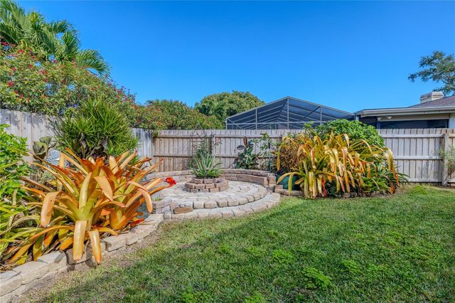 2410 OLD COACH TRAIL, Clearwater, FL 33765