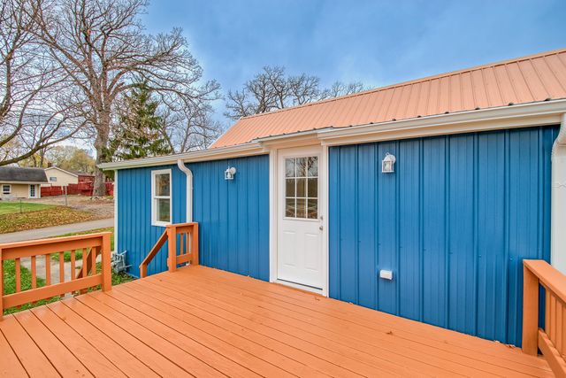 26769 N Genesee Street, Wauconda, IL 60084