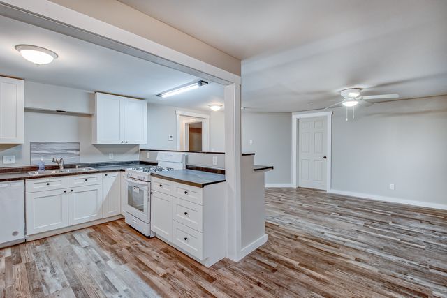 26769 N Genesee Street, Wauconda, IL 60084