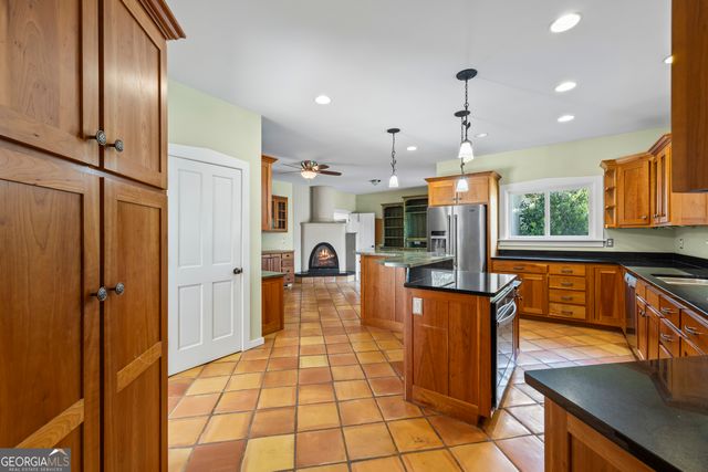 2223 Salem Road, Watkinsville, GA 30677