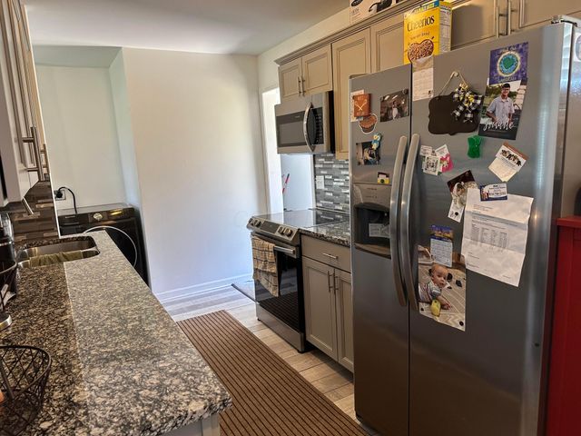 2960 SCHWARTZ Road, Columbus, OH 43232