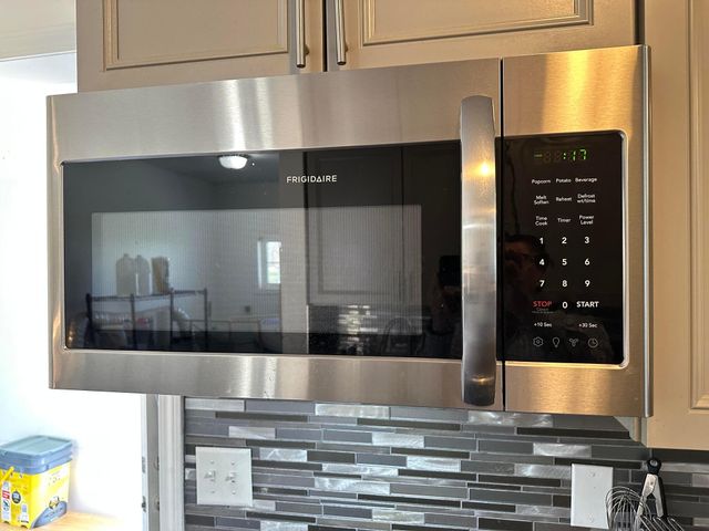 2960 SCHWARTZ Road, Columbus, OH 43232