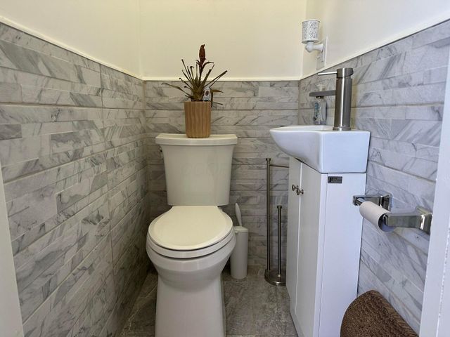 2960 SCHWARTZ Road, Columbus, OH 43232