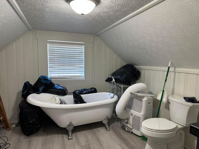 2960 SCHWARTZ Road, Columbus, OH 43232