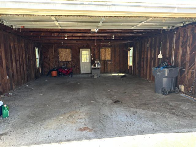 2960 SCHWARTZ Road, Columbus, OH 43232