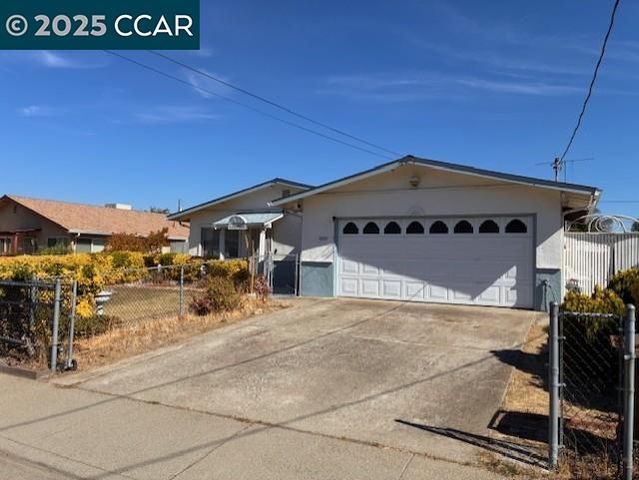 26 Seaview Dr, Bay Point, CA 94565