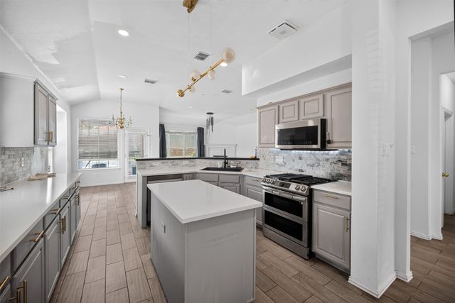 308 Keswick Lane, Mesquite, TX 75150