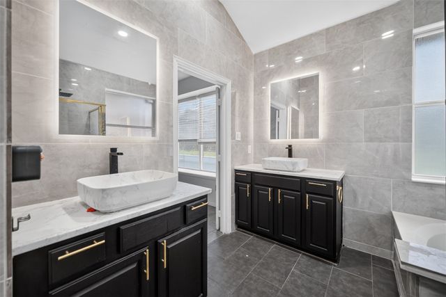 308 Keswick Lane, Mesquite, TX 75150
