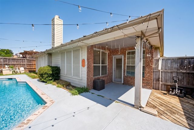 308 Keswick Lane, Mesquite, TX 75150