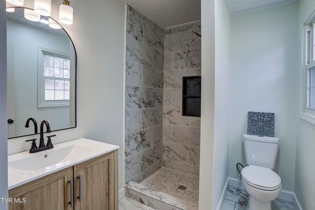 3017 Winesap Road, Kingsport, TN 37663