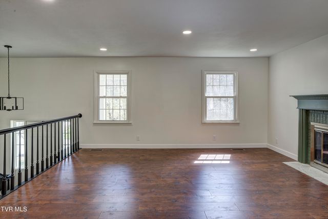 3017 Winesap Road, Kingsport, TN 37663