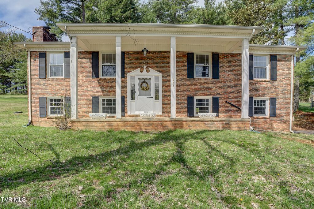 3017 Winesap Road, Kingsport, TN 37663