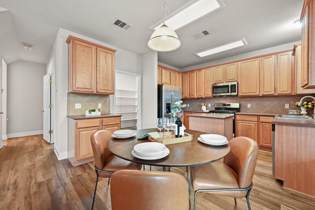 10421 Beard Ave, Austin, TX 78748