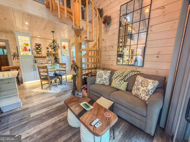 111 Wildflower Road, Scaly Mountain, NC 28775