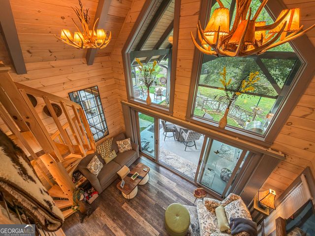 111 Wildflower Road, Scaly Mountain, NC 28775