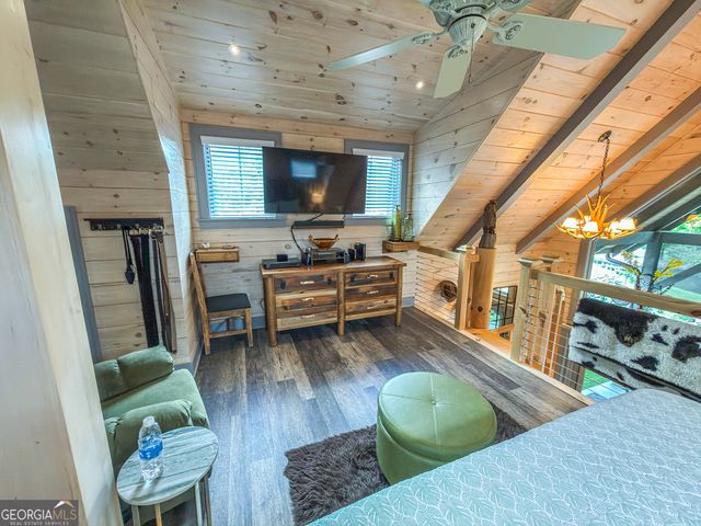 111 Wildflower Road, Scaly Mountain, NC 28775