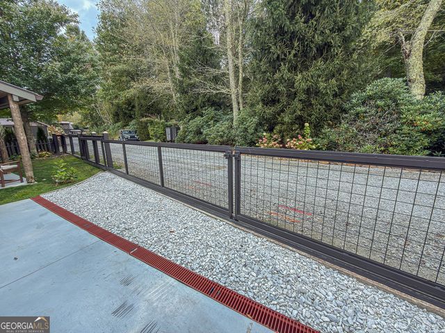 111 Wildflower Road, Scaly Mountain, NC 28775