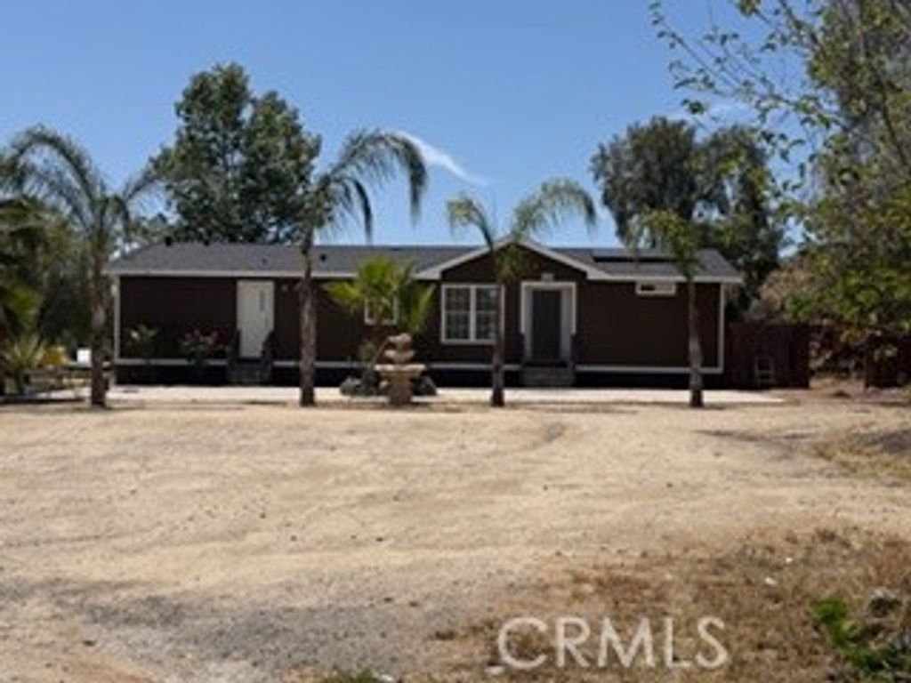 20221 Telford, Perris, CA 92570