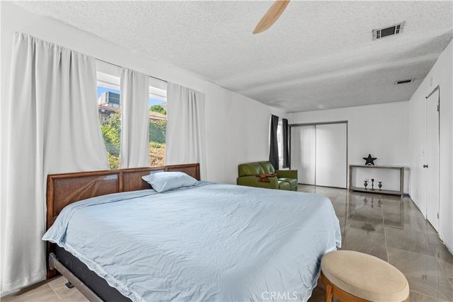 2764 Mirada Road, Highland, CA 92346