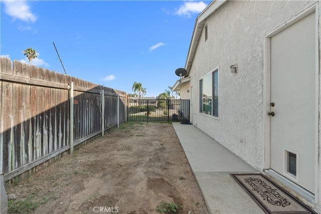 2764 Mirada Road, Highland, CA 92346