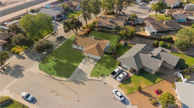 2764 Mirada Road, Highland, CA 92346