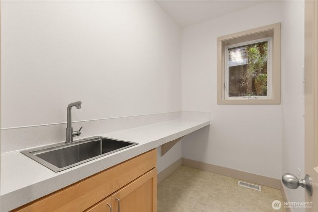 2290 140th Way SE, Bellevue, WA 98007