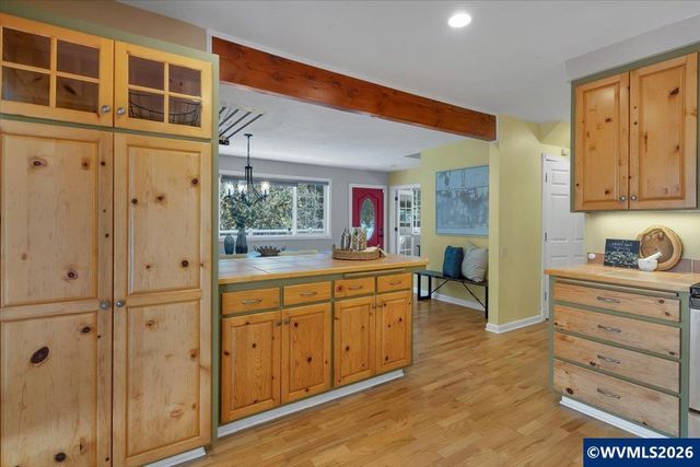 86182 Lorane Hwy, Eugene, OR 97405