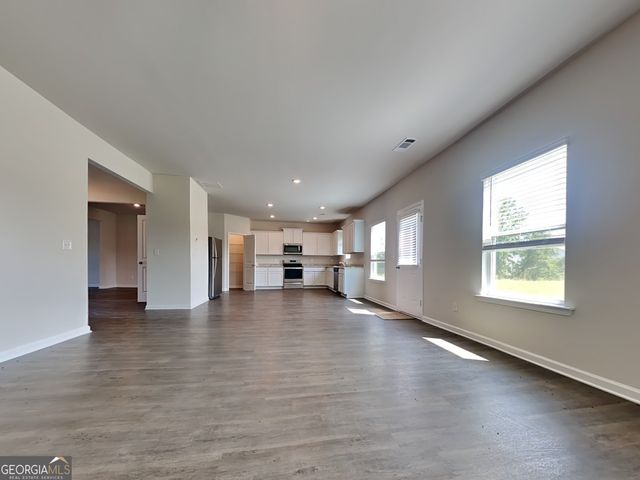 1100 Amadas Drive, Locust Grove, GA 30248