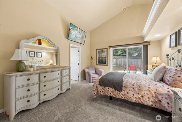 2404 Bowman Avenue NW, Olympia, WA 98502