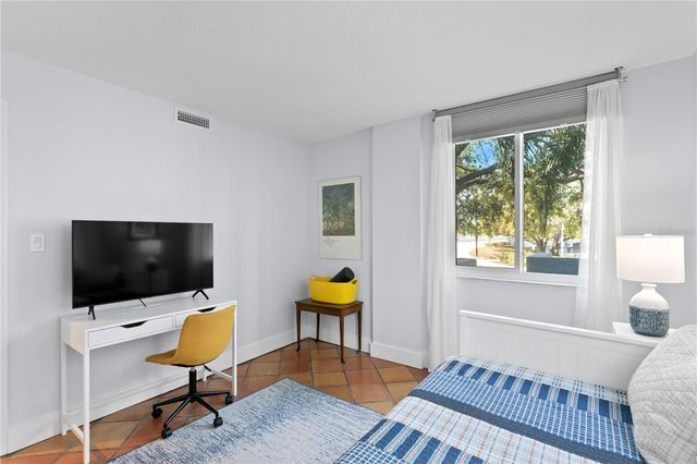 201 W LAUREL STREET 212, Tampa, FL 33602