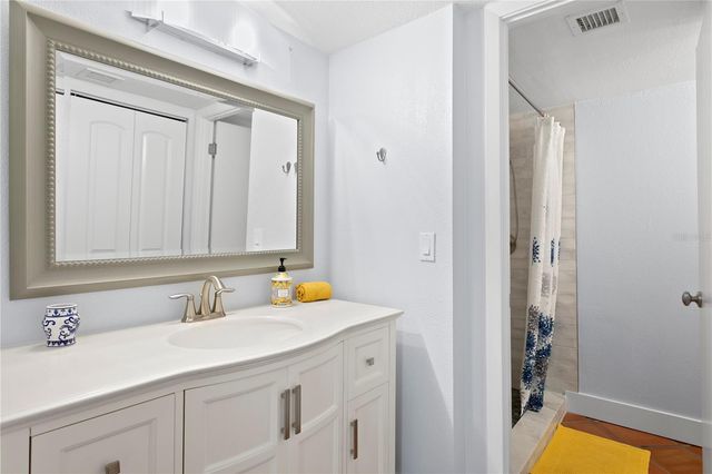 201 W LAUREL STREET 212, Tampa, FL 33602