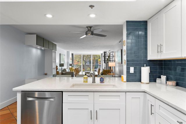 201 W LAUREL STREET 212, Tampa, FL 33602