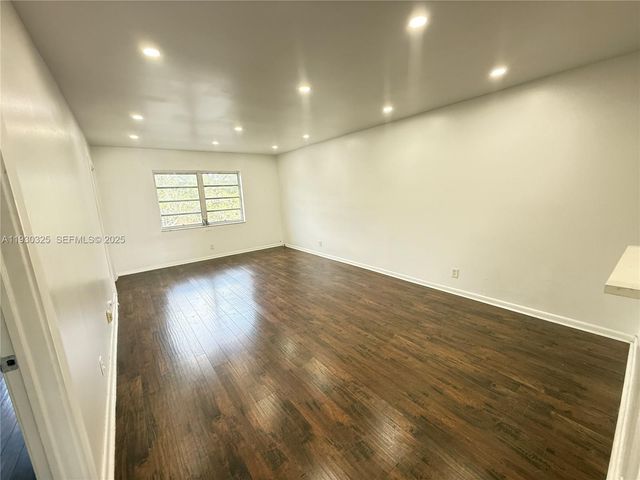 5160 SW 40th Ave 29D, Dania Beach, FL 33314