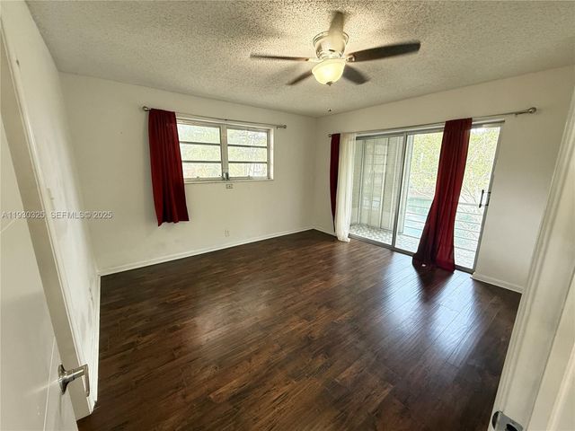 5160 SW 40th Ave 29D, Dania Beach, FL 33314