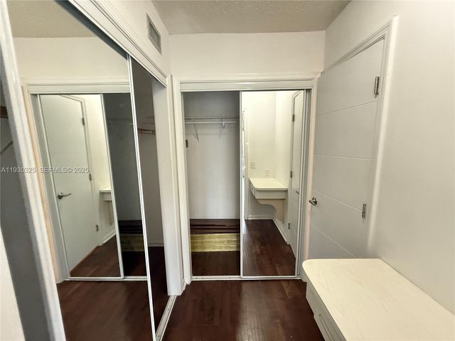 5160 SW 40th Ave 29D, Dania Beach, FL 33314