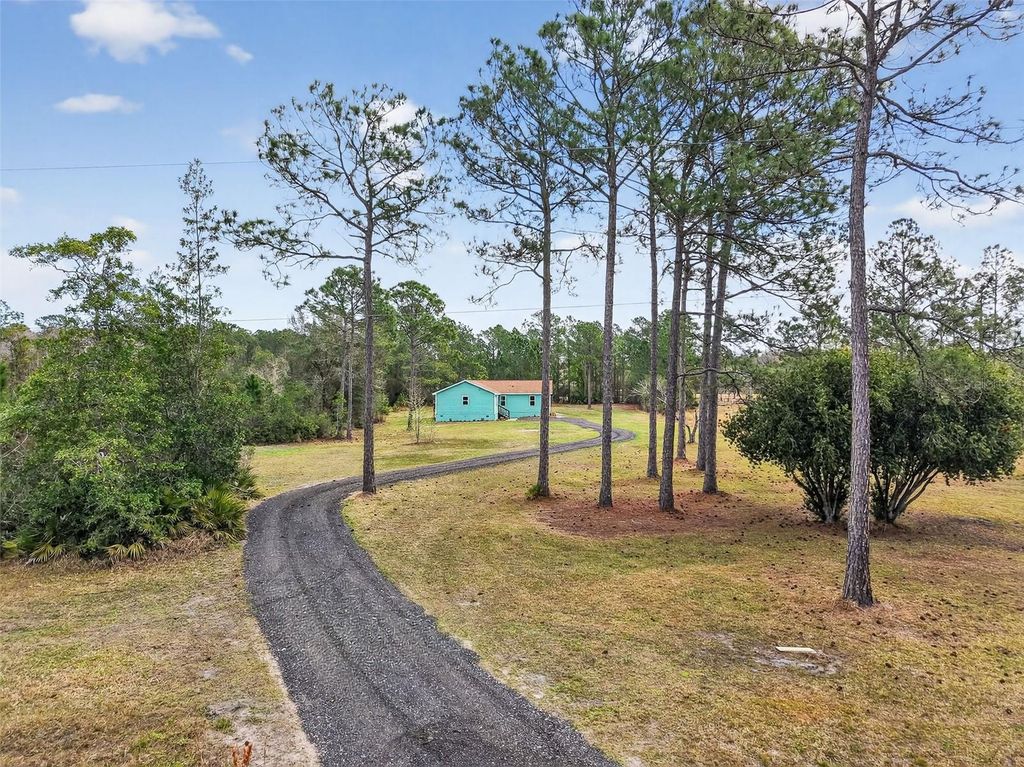 Image 1 of property listing at 1475 CLARK BAY ROAD, Deland, FL 32720