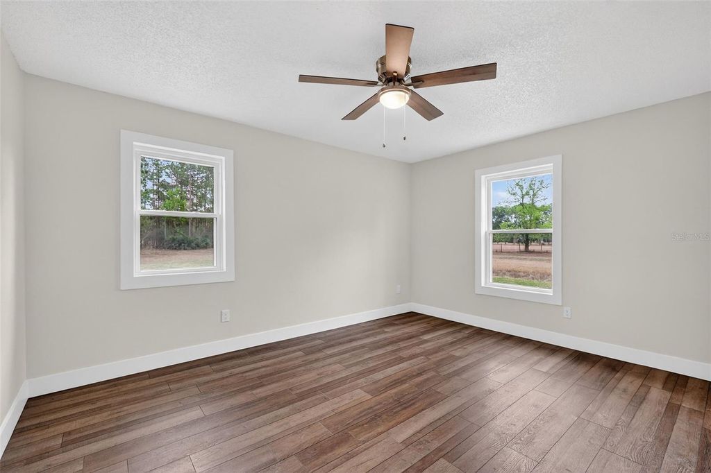 Image 19 of property listing at 1475 CLARK BAY ROAD, Deland, FL 32720