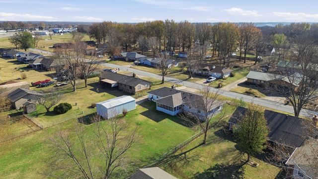 1413 Orchard Drive, Grove, OK 74344