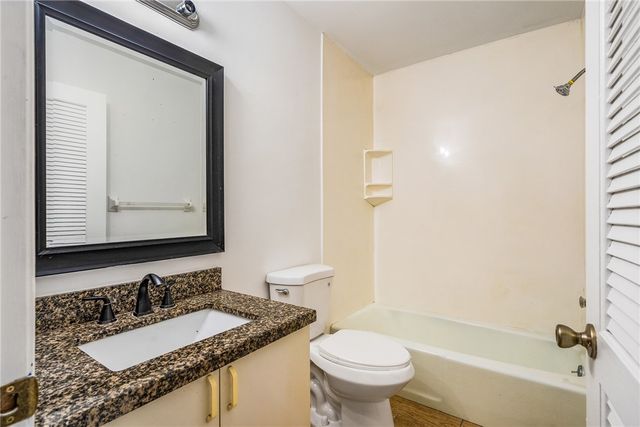 1595 24th Avenue, Vero Beach, FL 32960