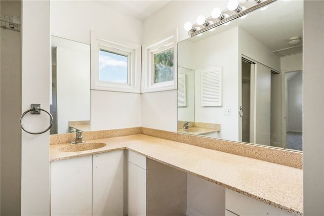1595 24th Avenue, Vero Beach, FL 32960