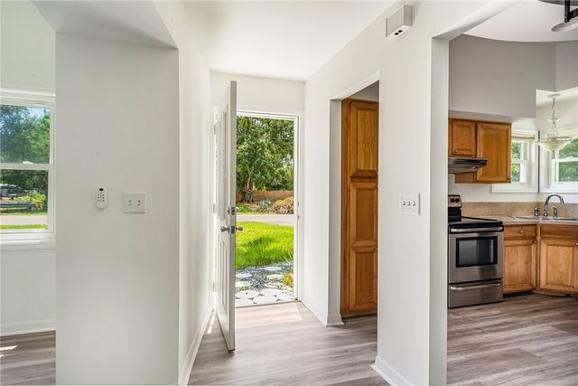 1595 24th Avenue, Vero Beach, FL 32960