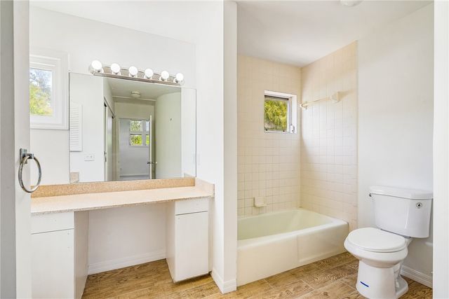 1595 24th Avenue, Vero Beach, FL 32960