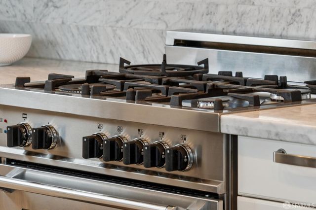 2112 Pine Street B, San Francisco, CA 94115