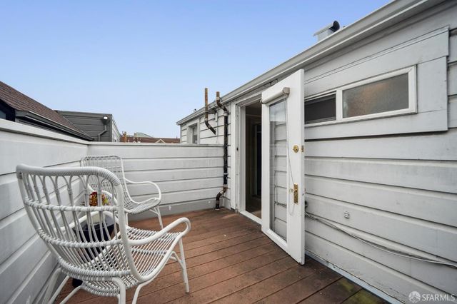 2112 Pine Street B, San Francisco, CA 94115