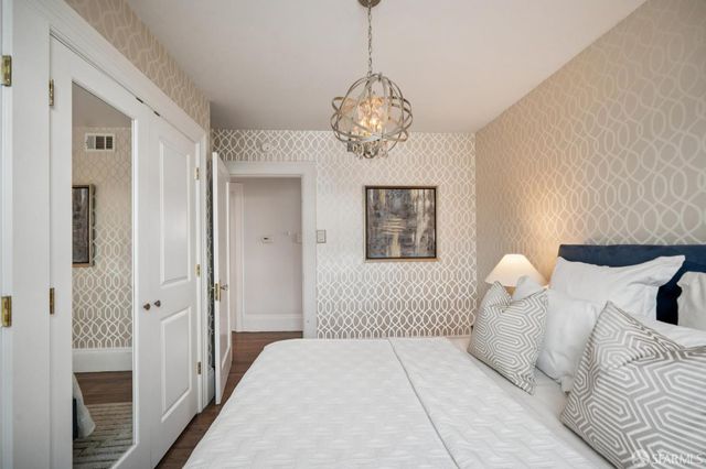 2112 Pine Street B, San Francisco, CA 94115