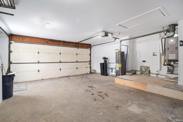 1045 N Park Avenue, Warsaw, IN 46580