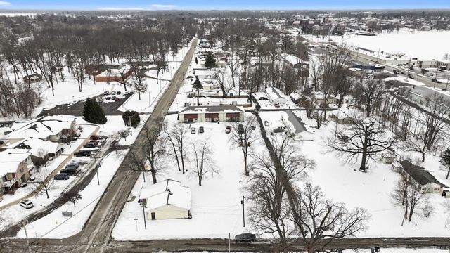 1045 N Park Avenue, Warsaw, IN 46580